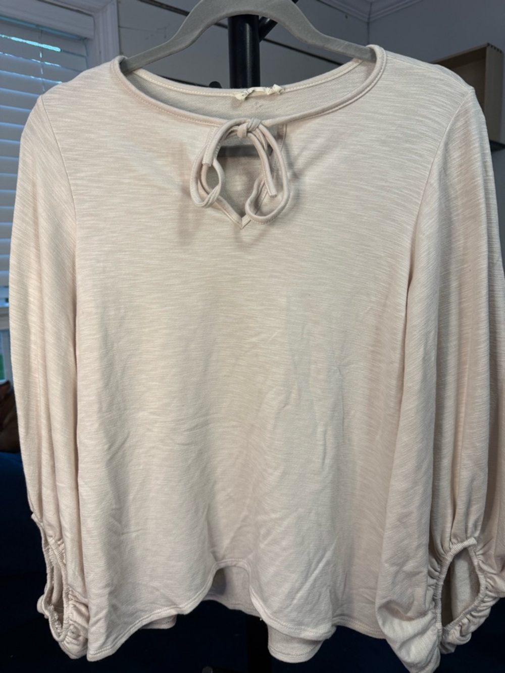 Women's Cream Tie-Neck Long Sleeve Top